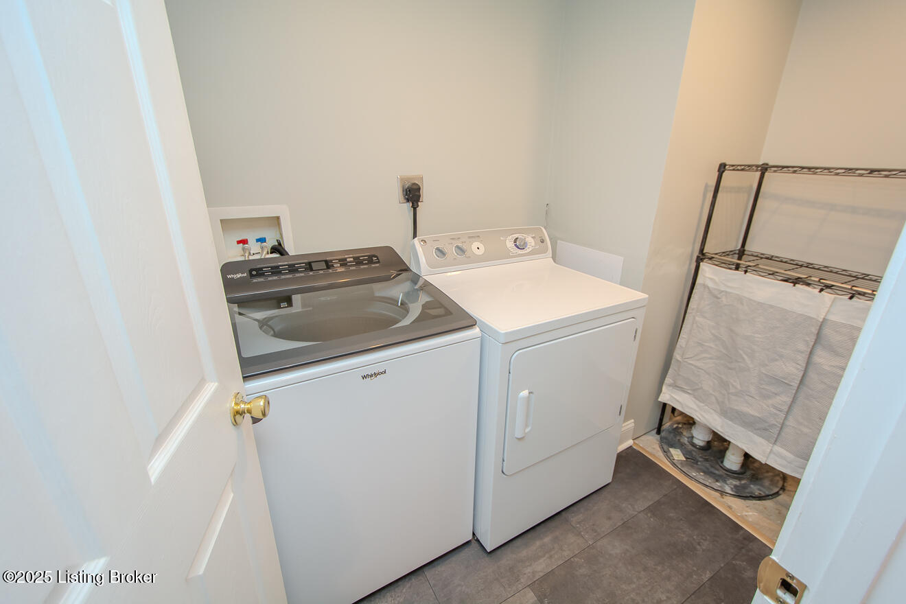210 Sage Rd, Louisville, Kentucky image 32