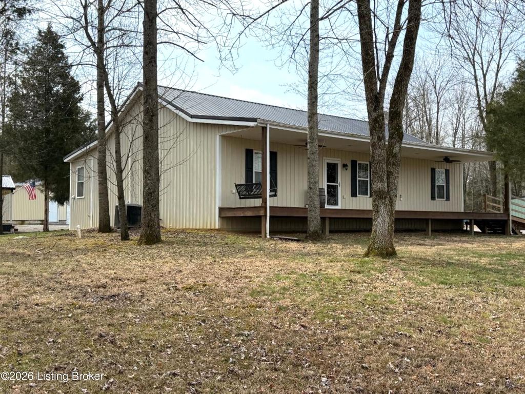 Photo of 122 Apache Trace, Falls Of Rough, KY 40119 (MLS # 1710616)