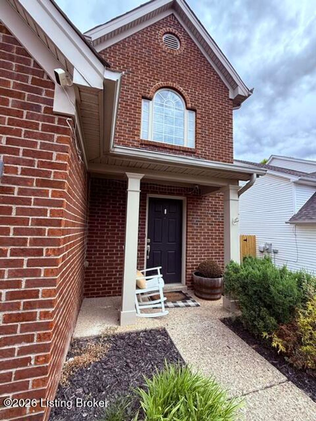 Photo of 8813 Eli Dr, Louisville, KY 40291 (MLS # 1717685)