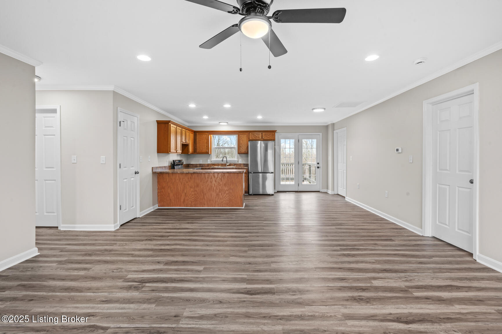 367 Evelyn Dr, Taylorsville, Kentucky image 3