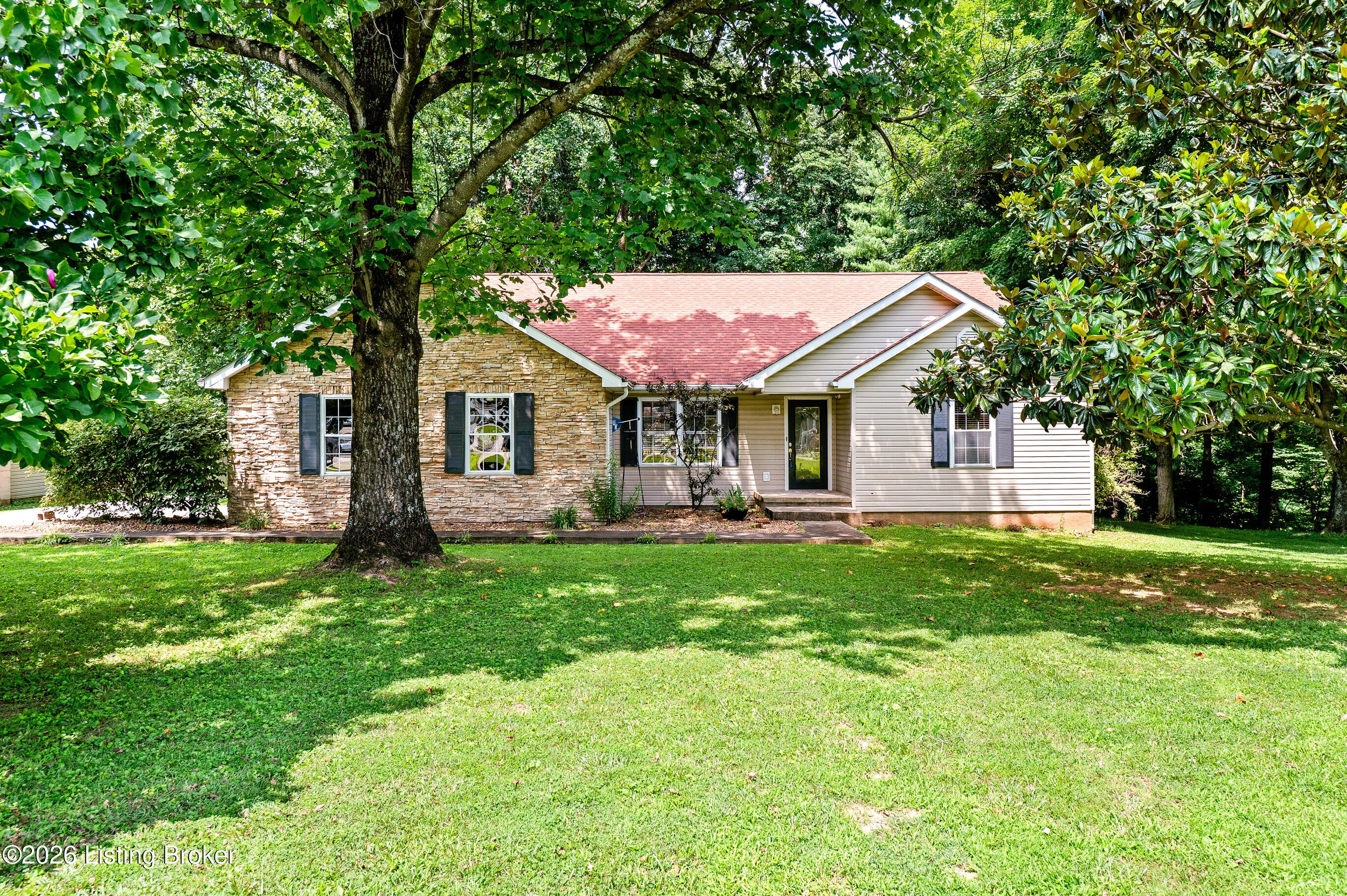 Photo 1 of 62 — 250 Wicker Ln, Brooks, KY 40109