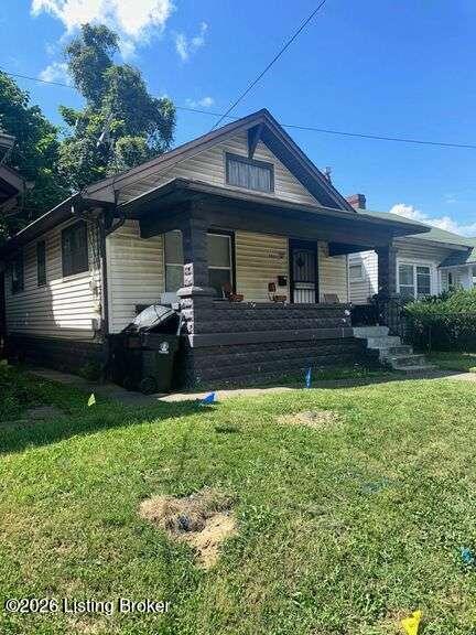Photo of 1410 Hemlock St, Louisville, KY 40211 (MLS # 1727724)