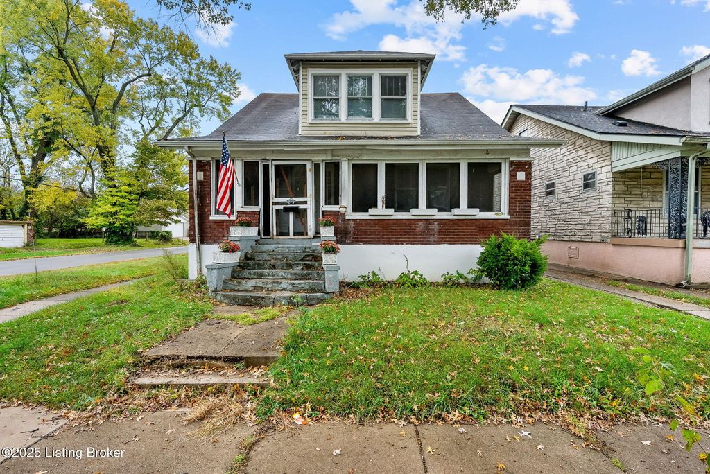 Photo of 2300 Oregon Ave, Louisville, KY 40210 (MLS # 1704786)