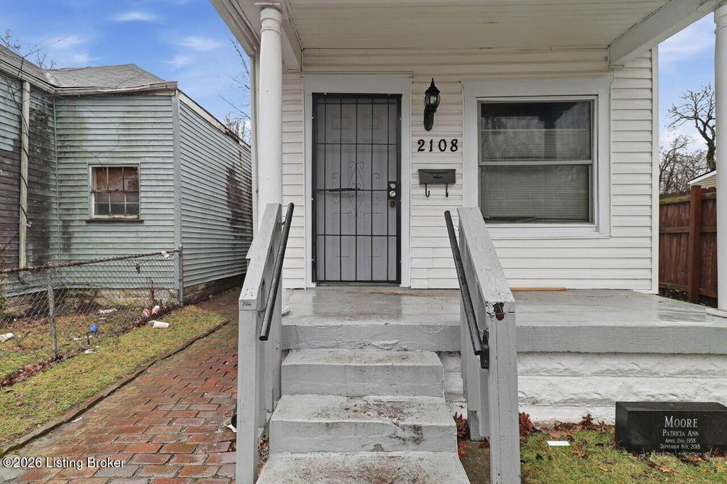 Photo of 2108 Wilson Ave, Louisville, KY 40210 (MLS # 1710650)