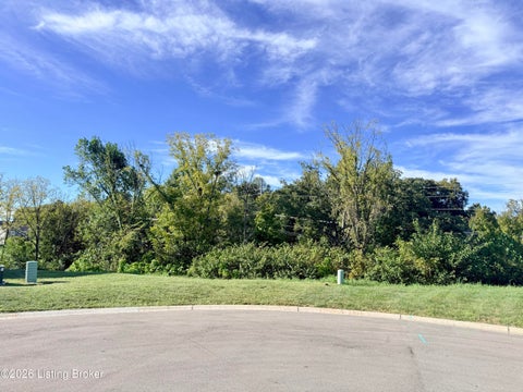 Vacant Land For Sale - 6311 Larkgrove Dr<br/> Jefferson County, Louisville, KY 40229