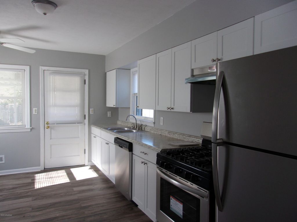 Photo of 4512 Janice Way, Louisville, KY 40216 (MLS # 1707772)