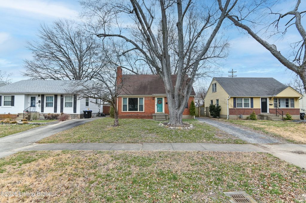Photo of 3017 Rosedale Blvd, Louisville, KY 40220 (MLS # 1710490)