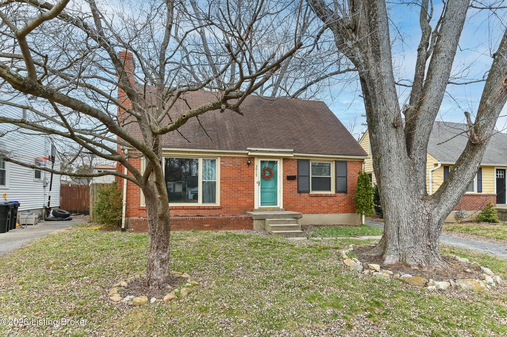 Photo of 3017 Rosedale Blvd, Louisville, KY 40220 (MLS # 1710490)