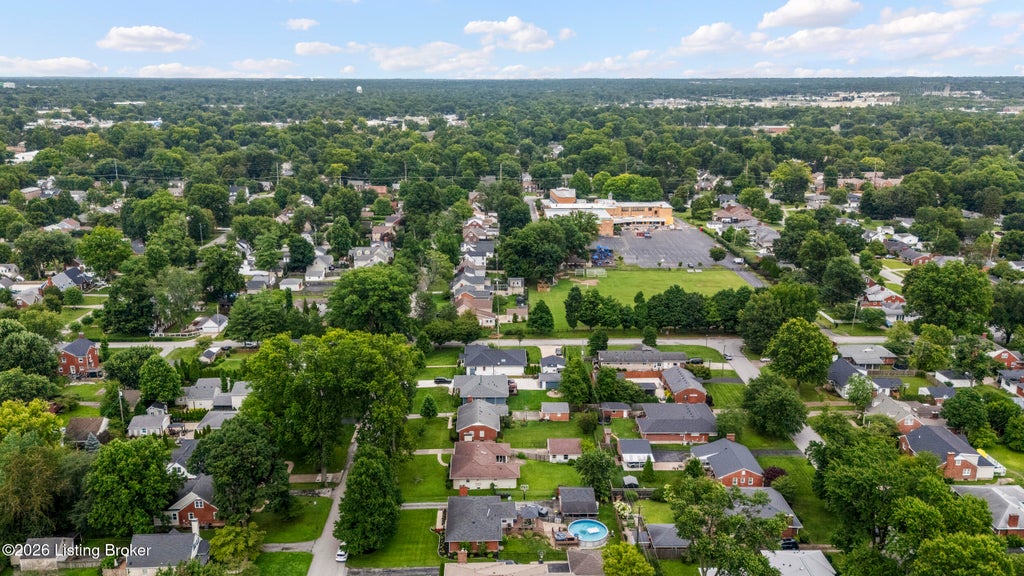 Photo of 3606 Norbourne Blvd, Louisville, KY 40207 (MLS # 1722117)