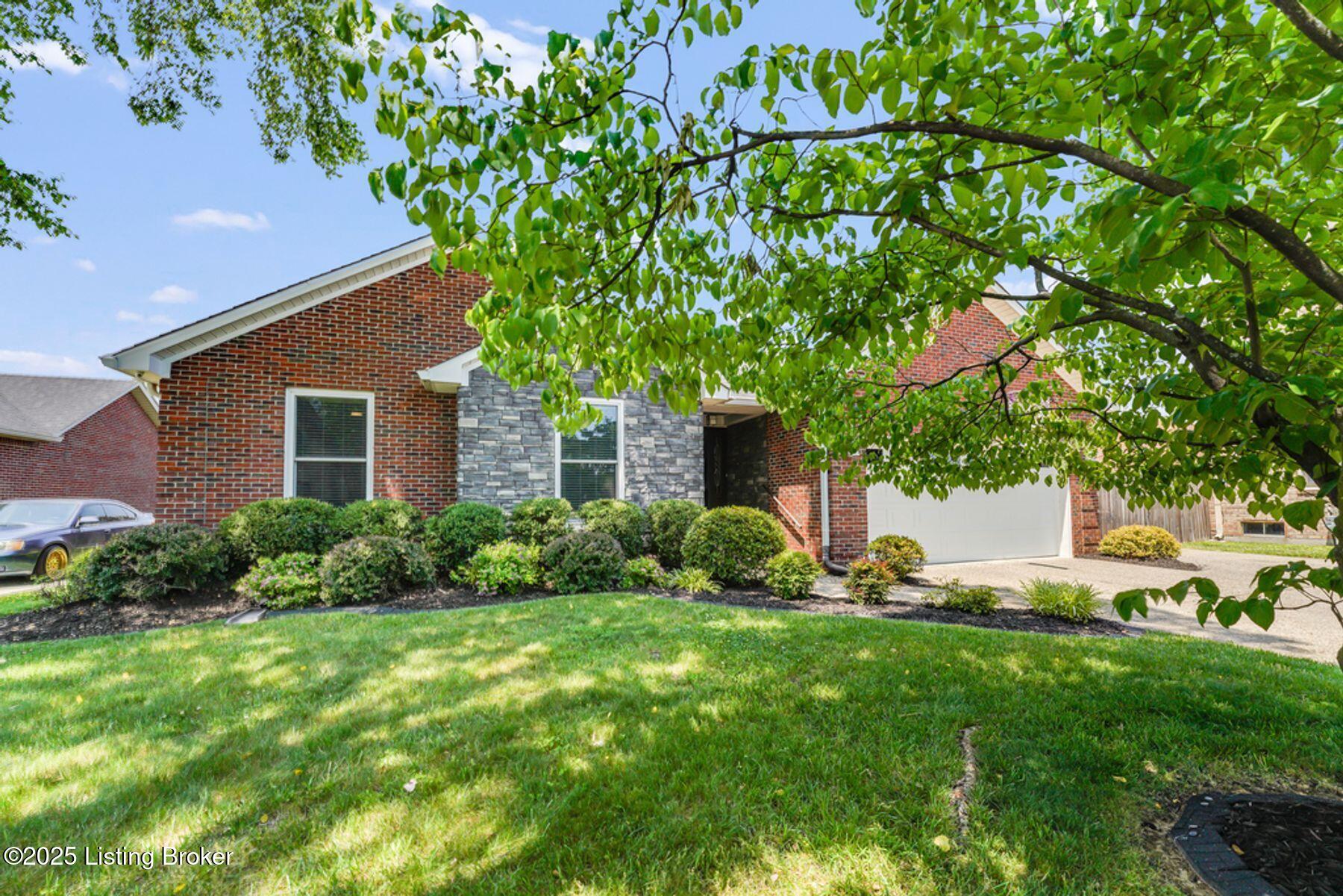 4806 Red Dawn Dr, Louisville, Pennsylvania image 4
