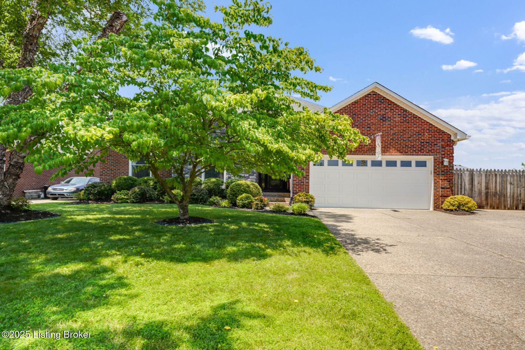 4806 Red Dawn Dr, Louisville, Pennsylvania image 1