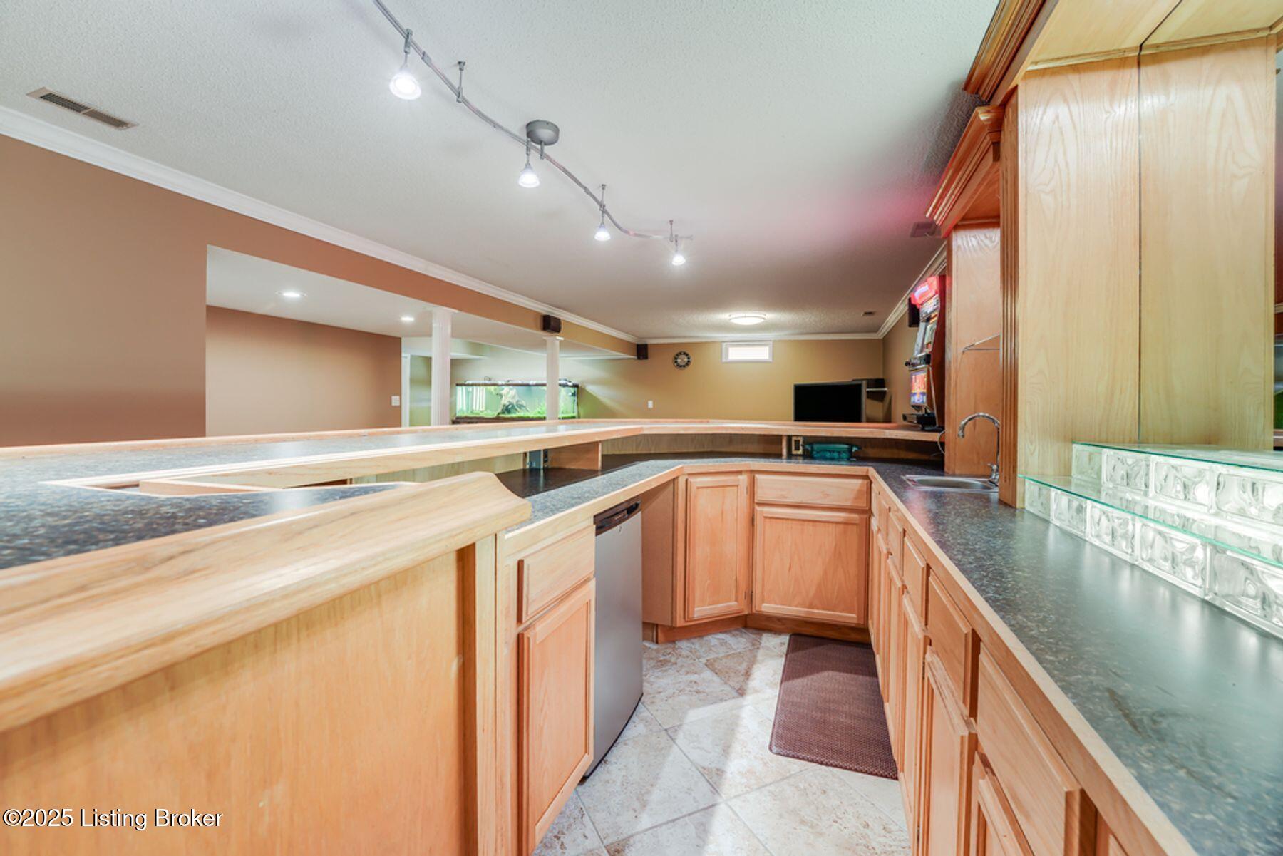4806 Red Dawn Dr, Louisville, Pennsylvania image 33
