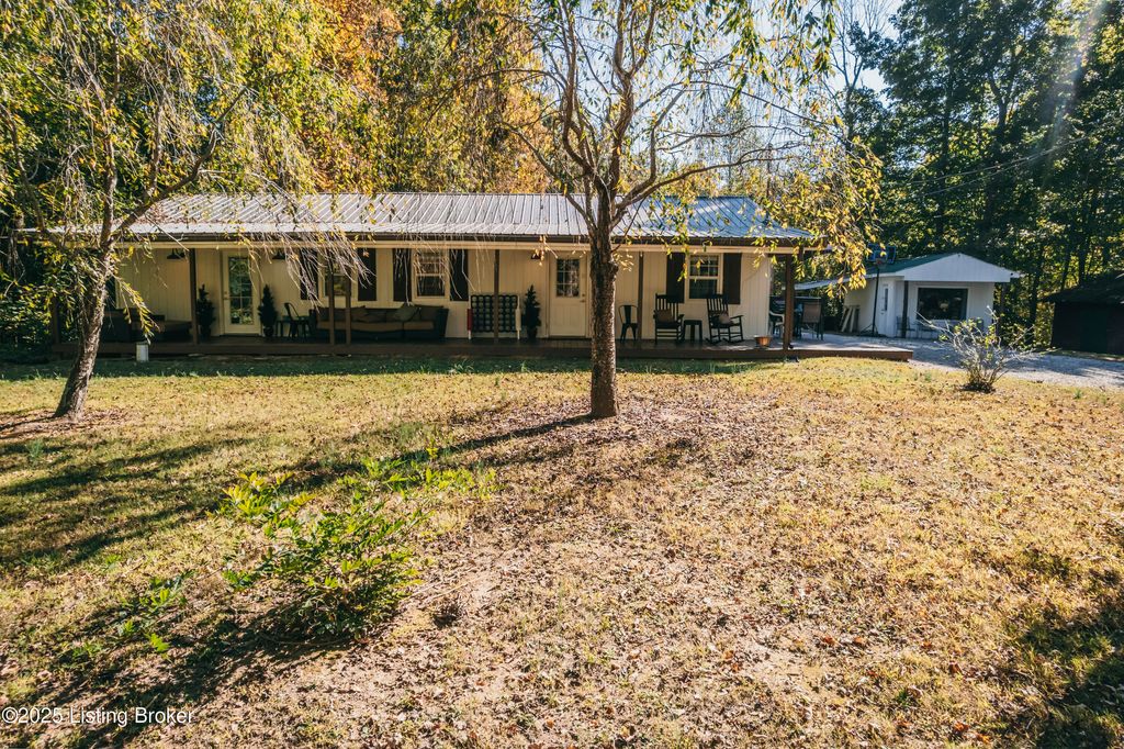 Photo of 369 Old Fat Bruce Rd, Falls Of Rough, KY 40119 (MLS # 1713544)