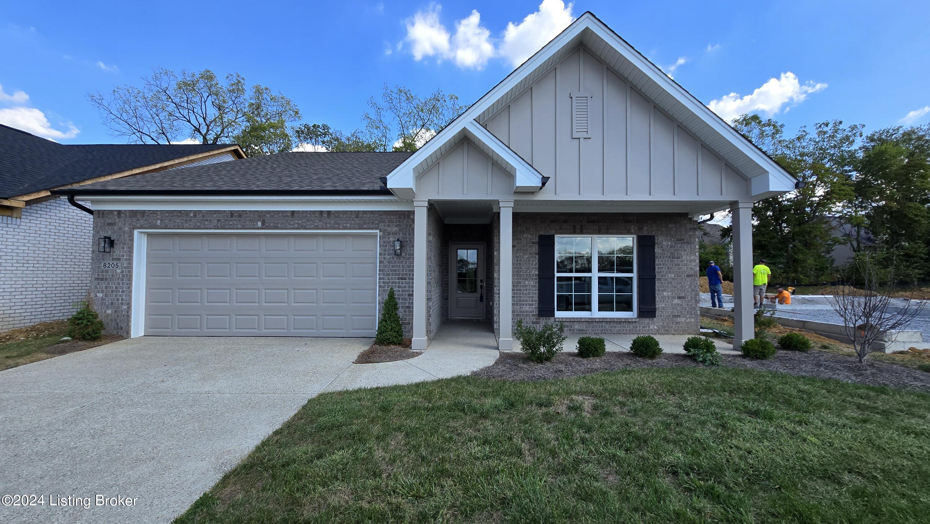 8205 Cedar Crest Ln, Louisville, Kentucky image 36