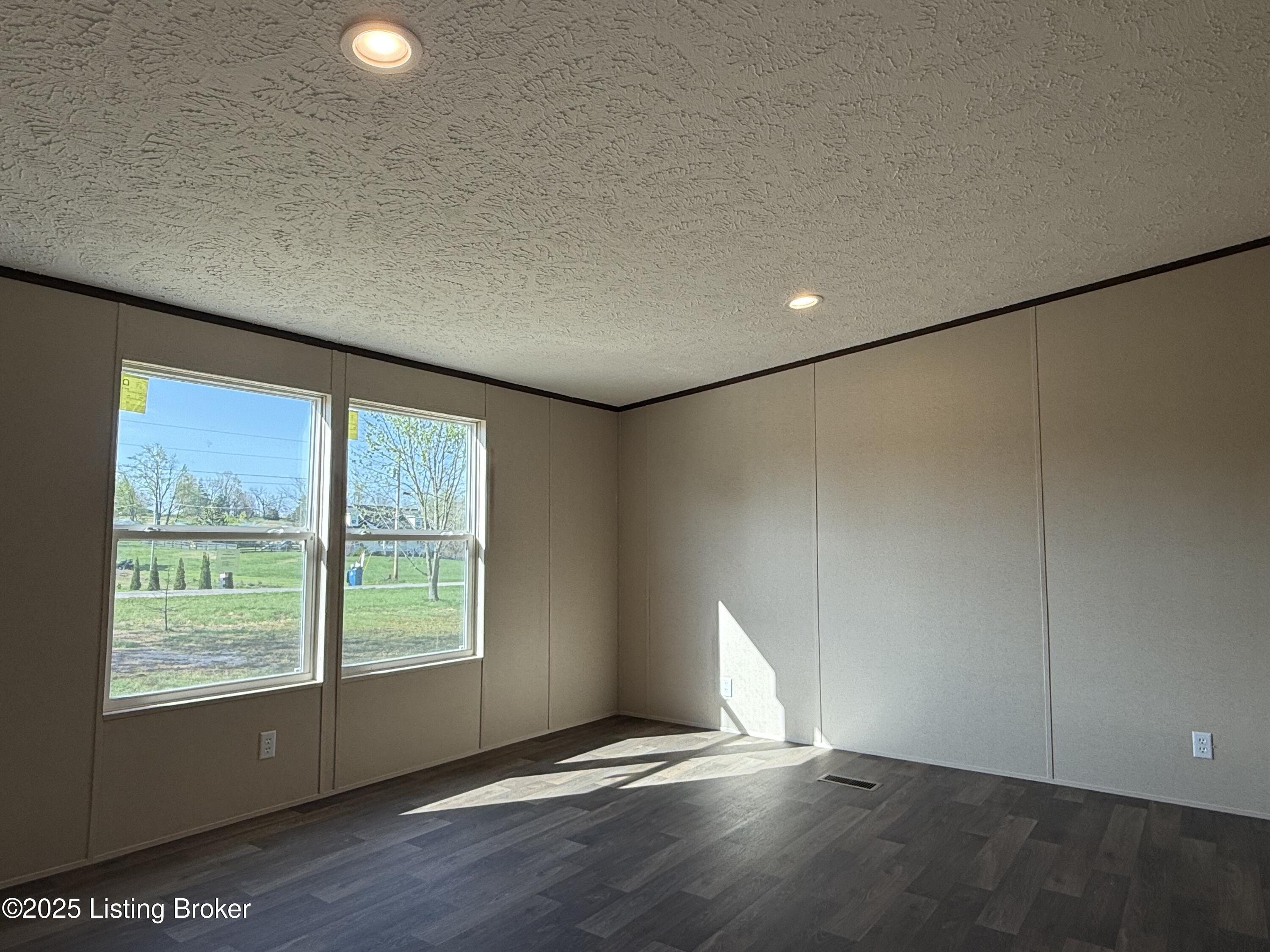 70 Double Ct, Vine Grove, Kentucky image 16