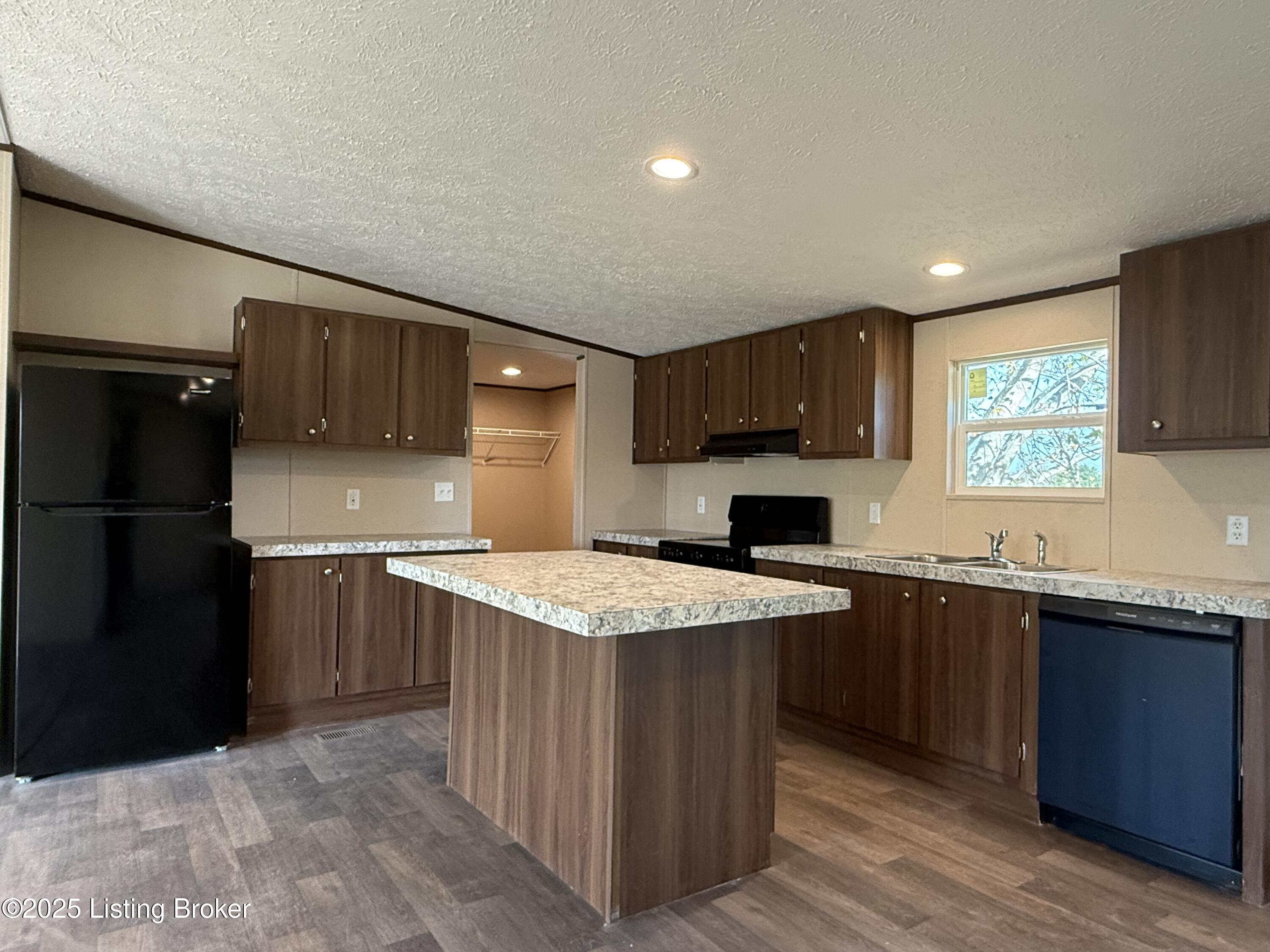 70 Double Ct, Vine Grove, Kentucky image 12