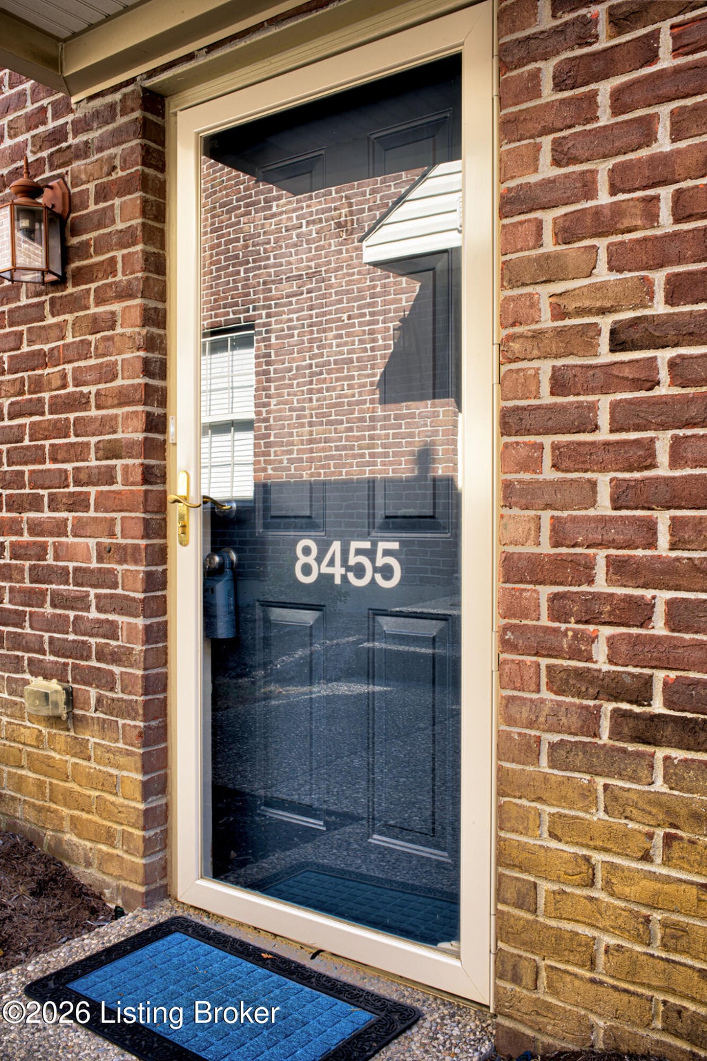 Photo of 8455 Grand Trevi Dr, Louisville, KY 40228 (MLS # 1731379)