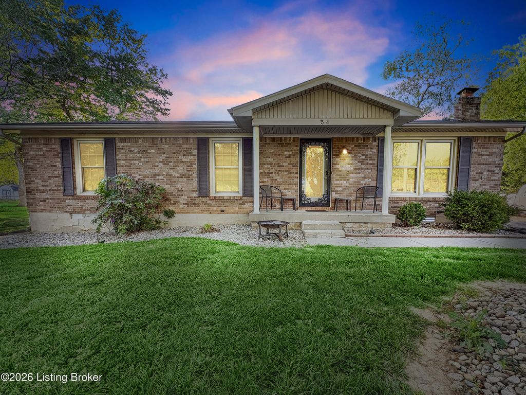 Photo of 134 Lincoln Dr, Mt Washington, KY 40047 (MLS # 1715181)