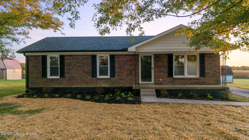 Photo of 811 Giltner Rd, Smithfield, KY 40068 (MLS # 1731458)