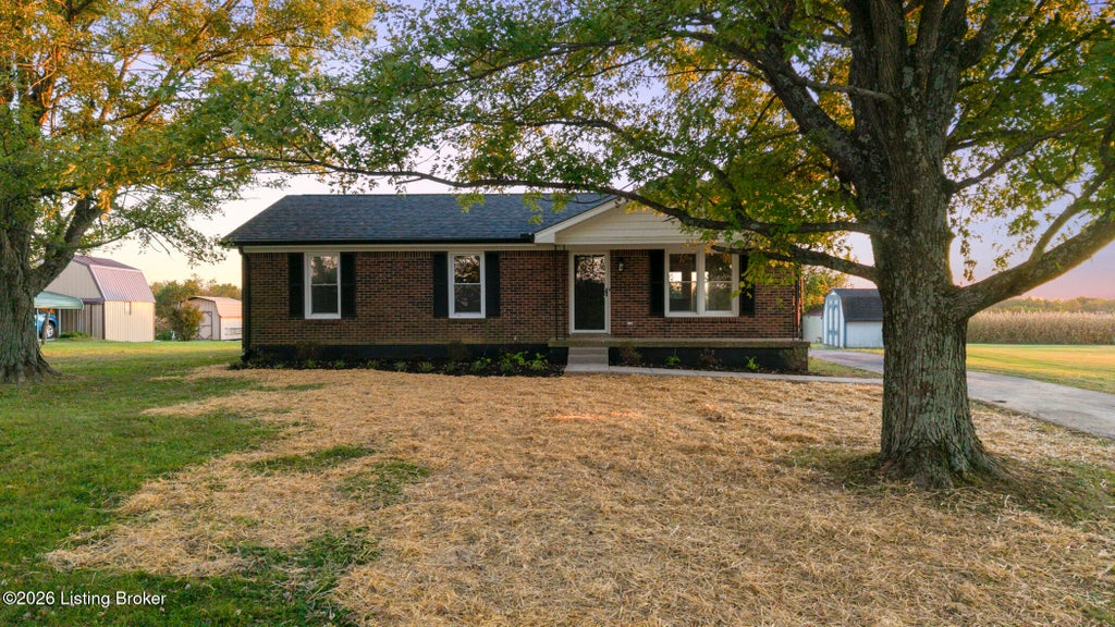 Photo of 811 Giltner Rd, Smithfield, KY 40068 (MLS # 1731458)