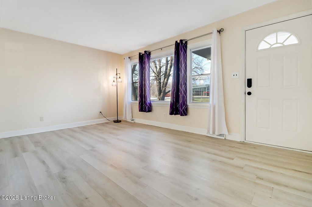 Photo of 5904 Greenwood Rd, Louisville, KY 40258 (MLS # 1706081)