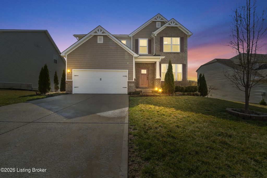 Photo of 16212 Rockcrest View Ln, Louisville, KY 40245 (MLS # 1710833)
