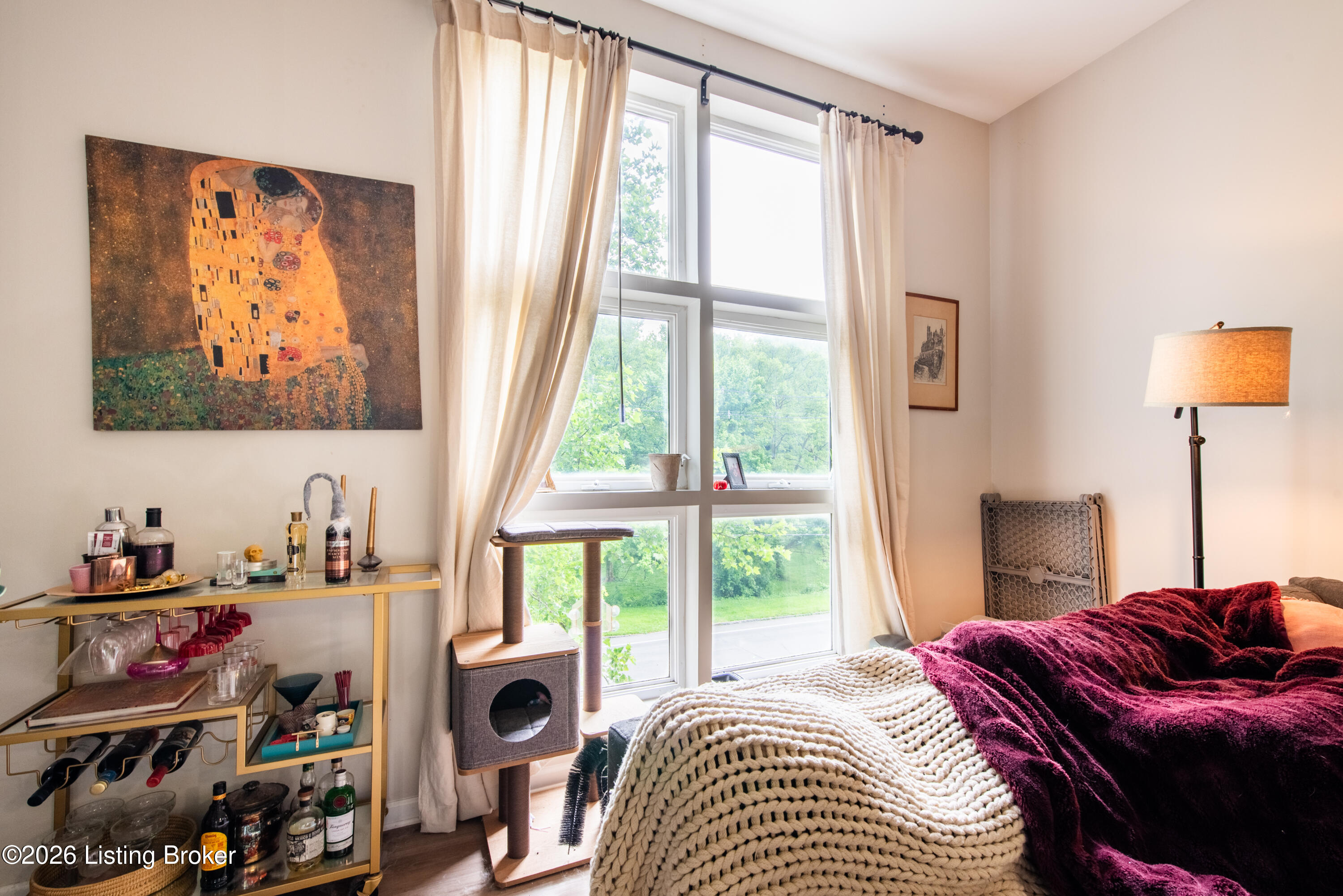 2745 Grinstead Dr APT 213