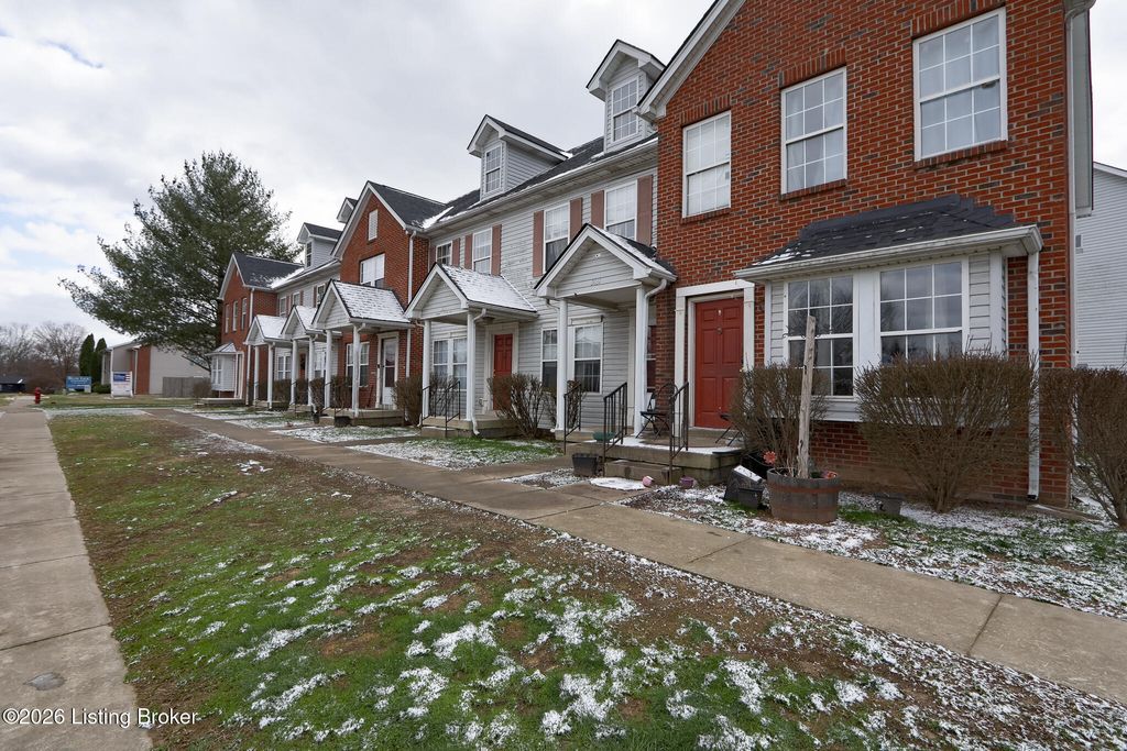 Photo of 10233 Blue Lick Rd, Louisville, KY 40229 (MLS # 1712112)