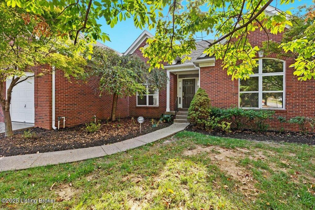 Photo of 9917 White Blossom Blvd, Louisville, KY 40241 (MLS # 1701189)