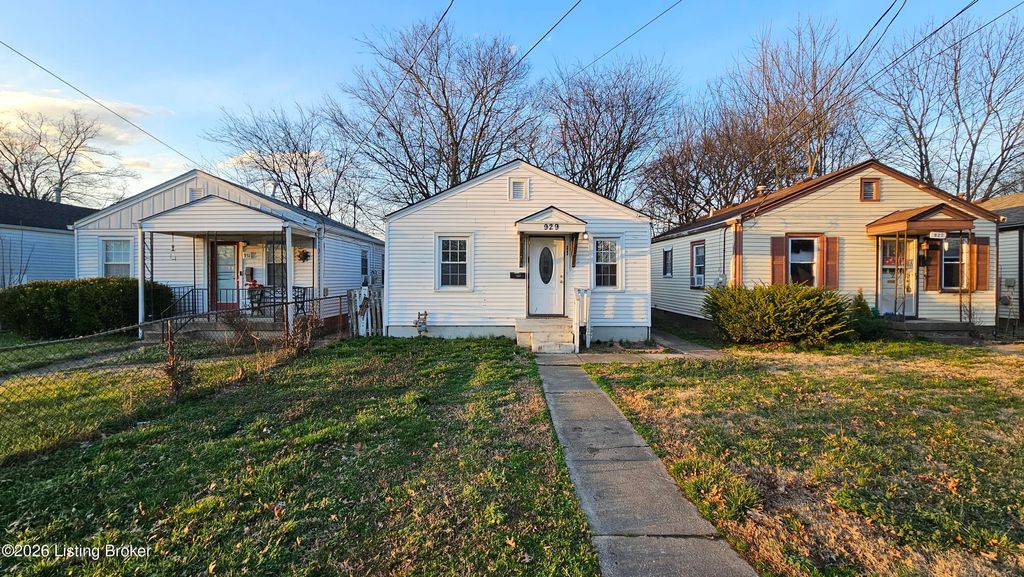 Photo of 929 Beecher St, Louisville, KY 40215 (MLS # 1710787)