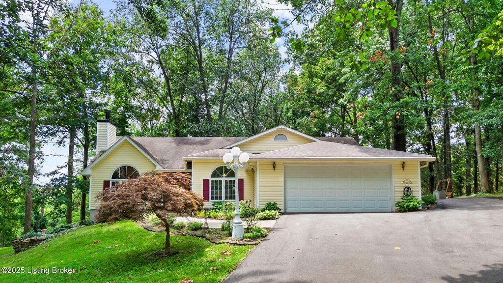 Photo of 101 Five Oaks Dr, Elizabethtown, KY 42701 (MLS # 1712375)
