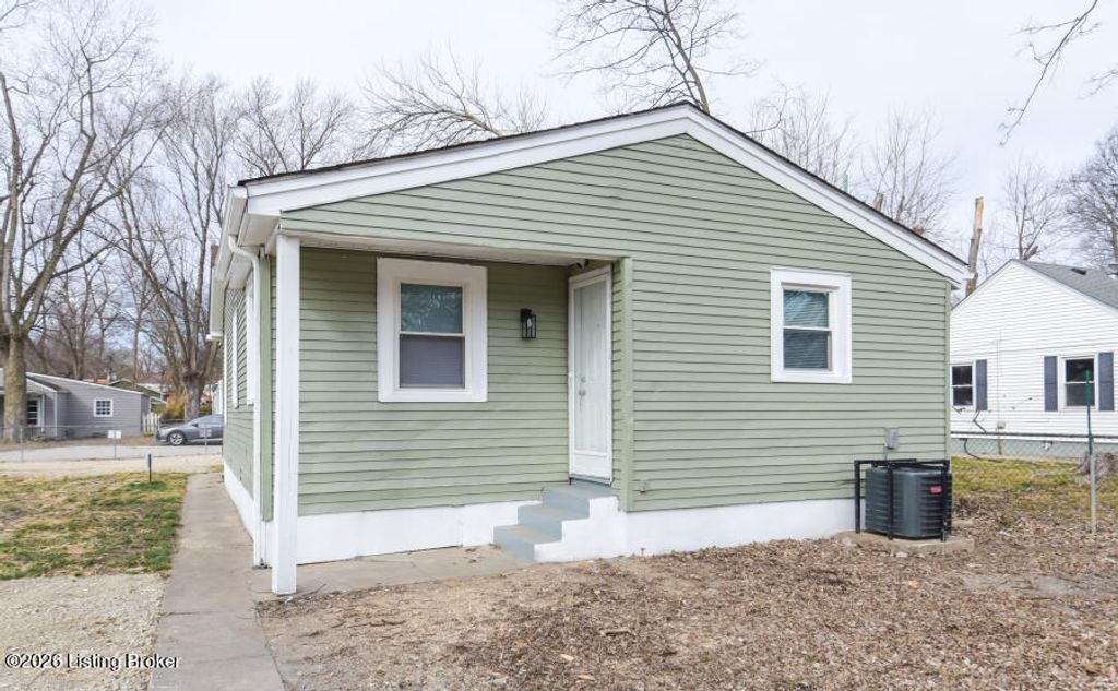 Photo of 3961 Craig Ave, Louisville, KY 40215 (MLS # 1709705)