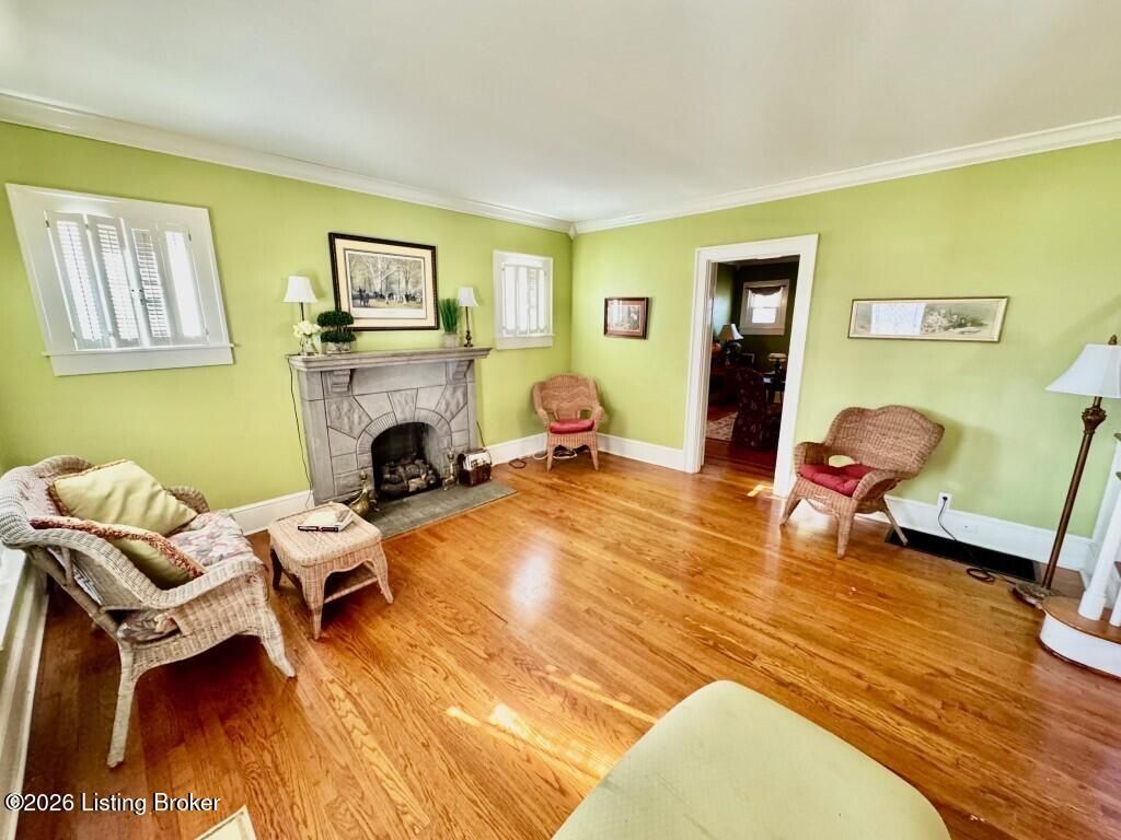 Photo of 402 N Walnut St, Springfield, KY 40069 (MLS # 1706584)