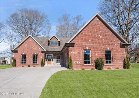 Photo of 500 Foxwood Ct, Shelbyville, KY 40065 (MLS # 1707957)