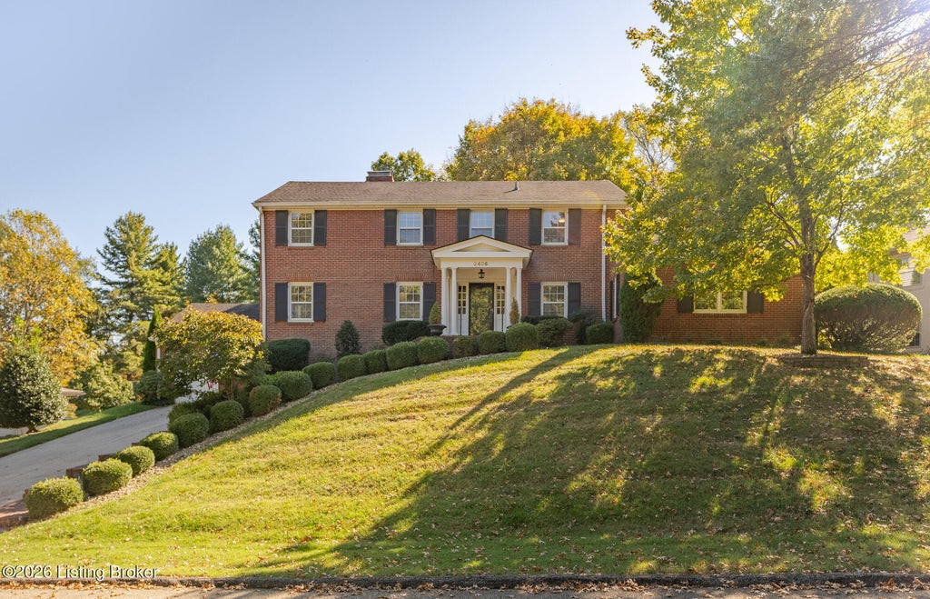 Photo of 2406 Gray Fox Rd, Louisville, KY 40205 (MLS # 1731802)