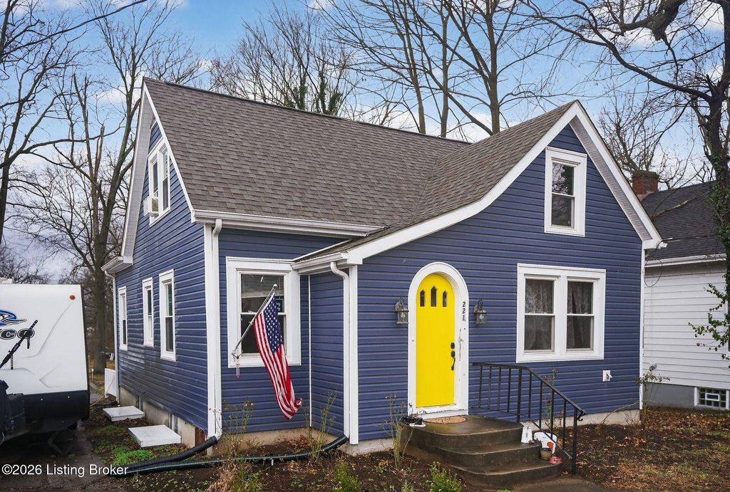 Photo of 221 Waveland Ave, Danville, KY 40422 (MLS # 1707012)