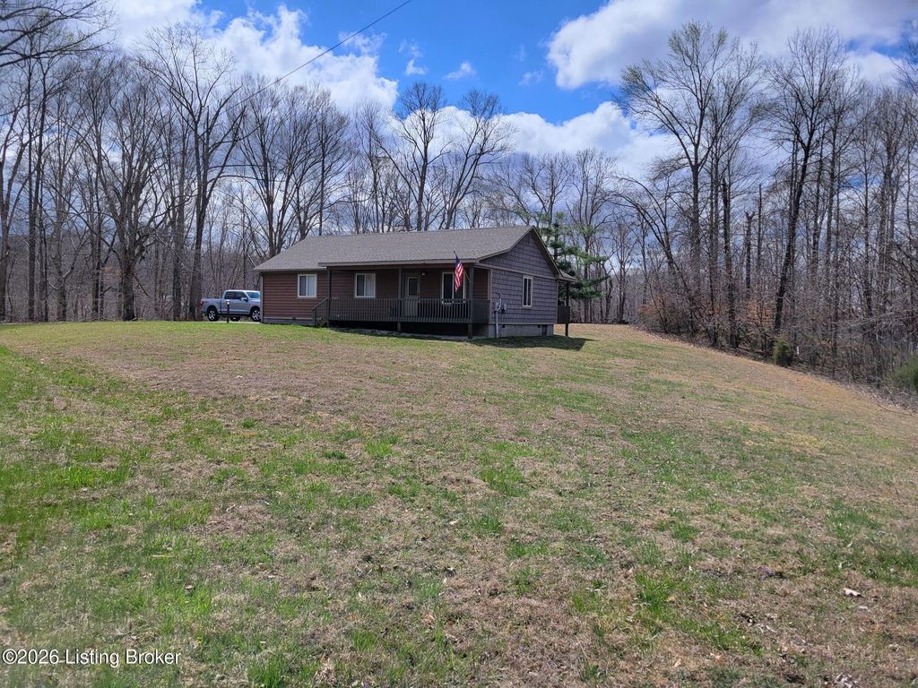 Photo of 66 Deer Run Ln, Jamestown, KY 42629 (MLS # 1712352)