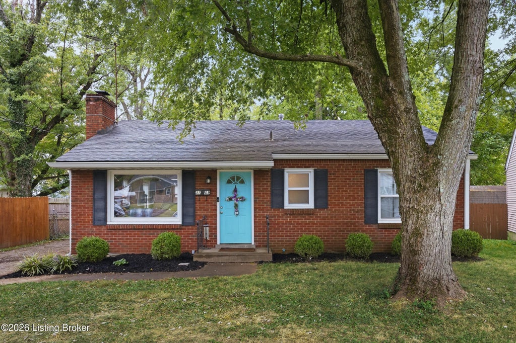 Photo of 3709 Rosa Terrace, Louisville, KY 40216 (MLS # 1730217)