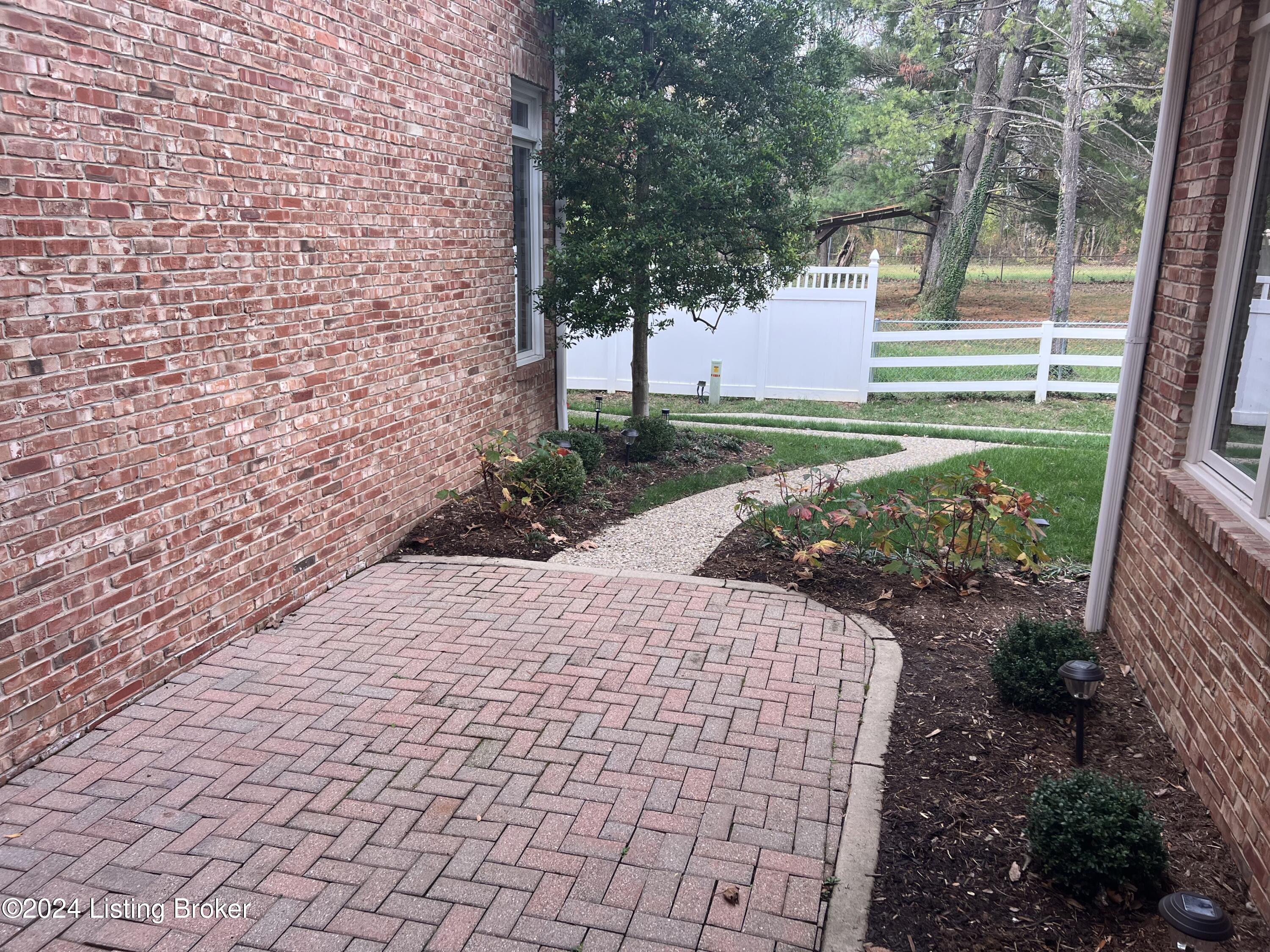 133 Promenade Ct, Louisville, Kentucky image 38