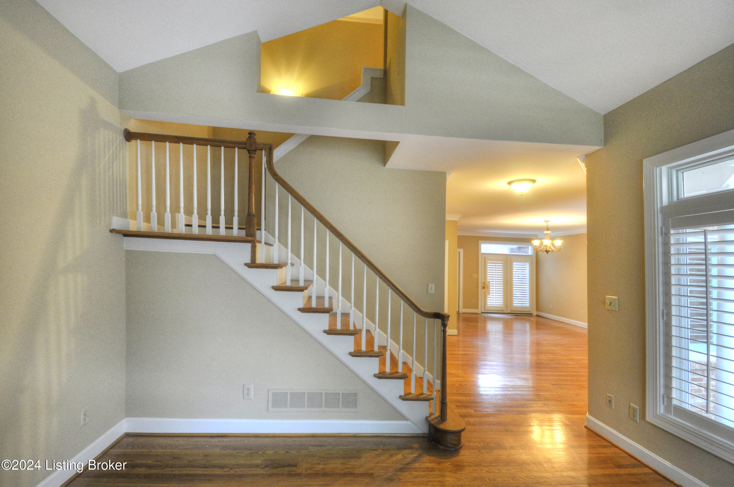 133 Promenade Ct, Louisville, Kentucky image 4