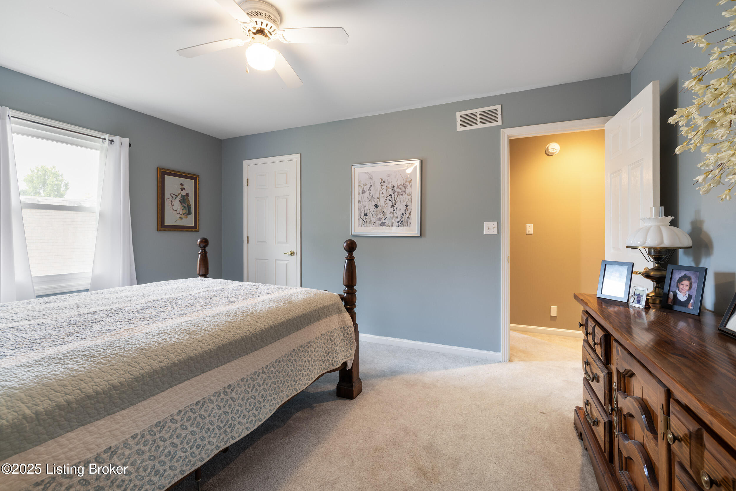10916 Lake Vista Ct, Louisville, Kentucky image 36