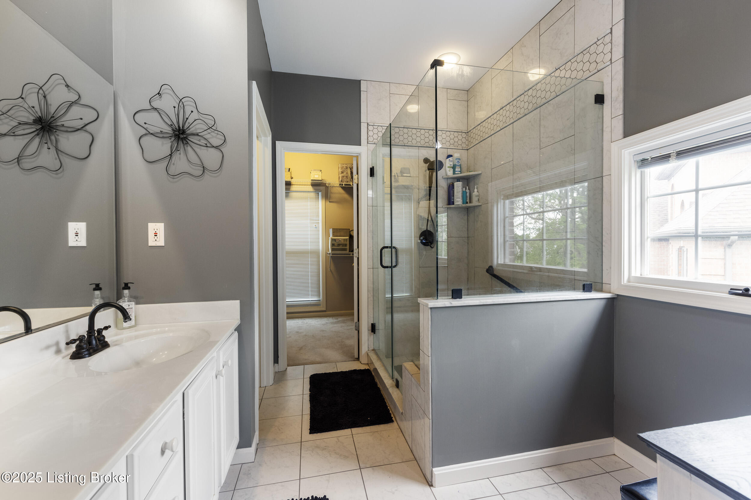 10916 Lake Vista Ct, Louisville, Kentucky image 27