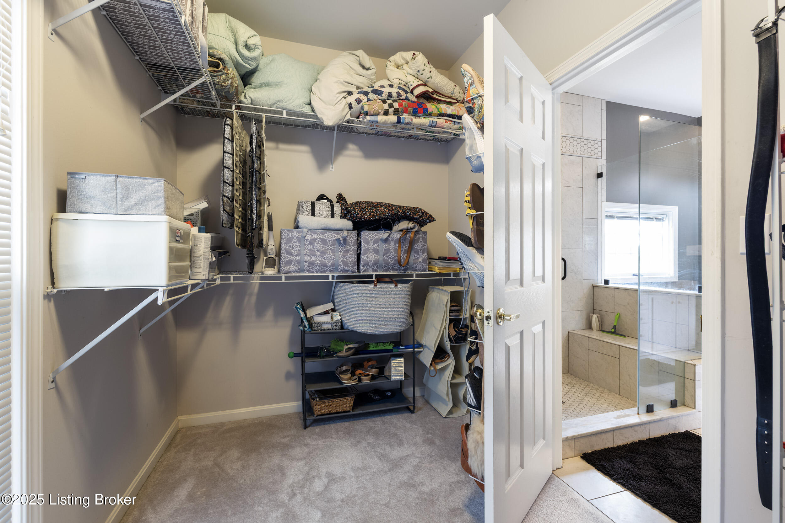 10916 Lake Vista Ct, Louisville, Kentucky image 31
