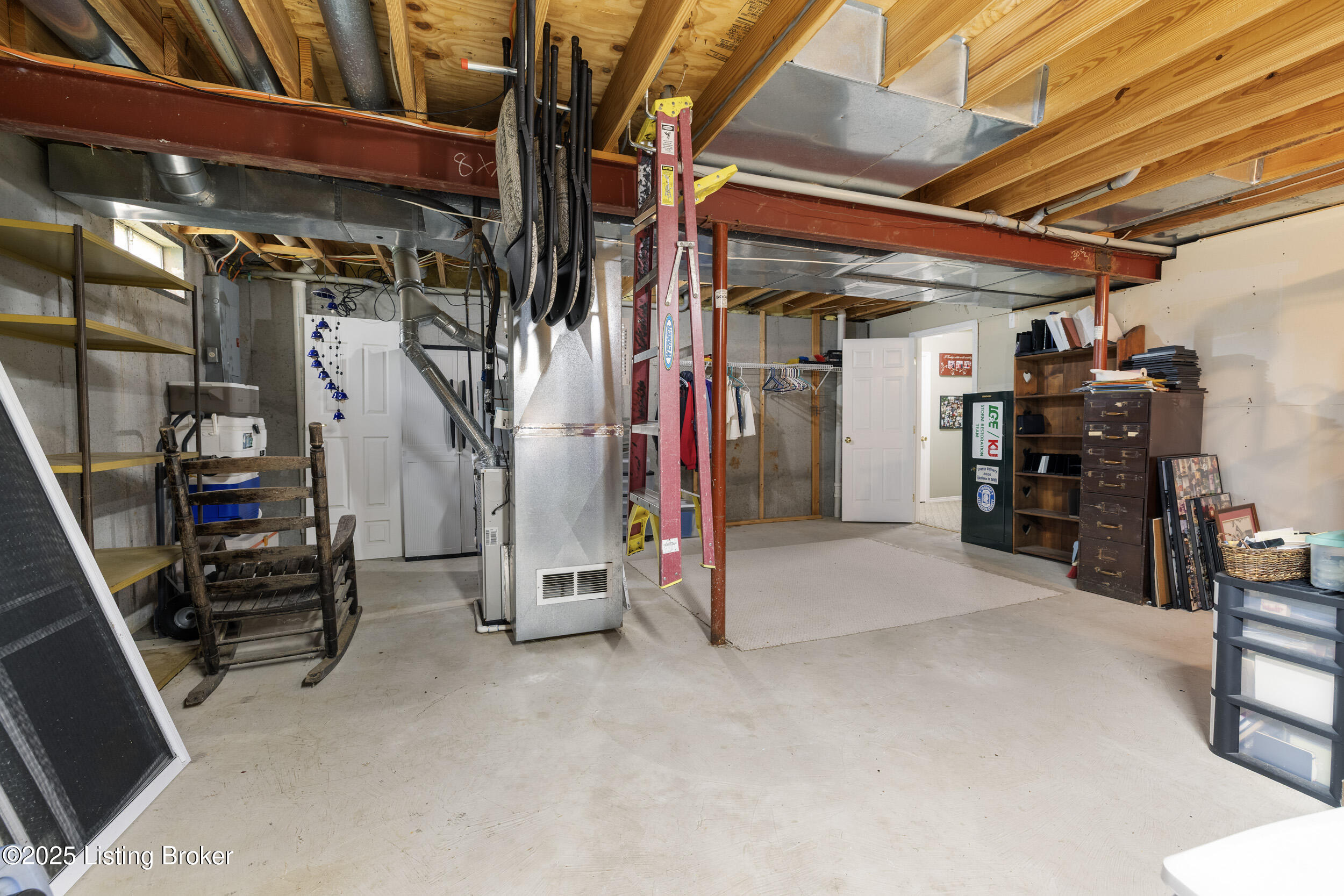 10916 Lake Vista Ct, Louisville, Kentucky image 46