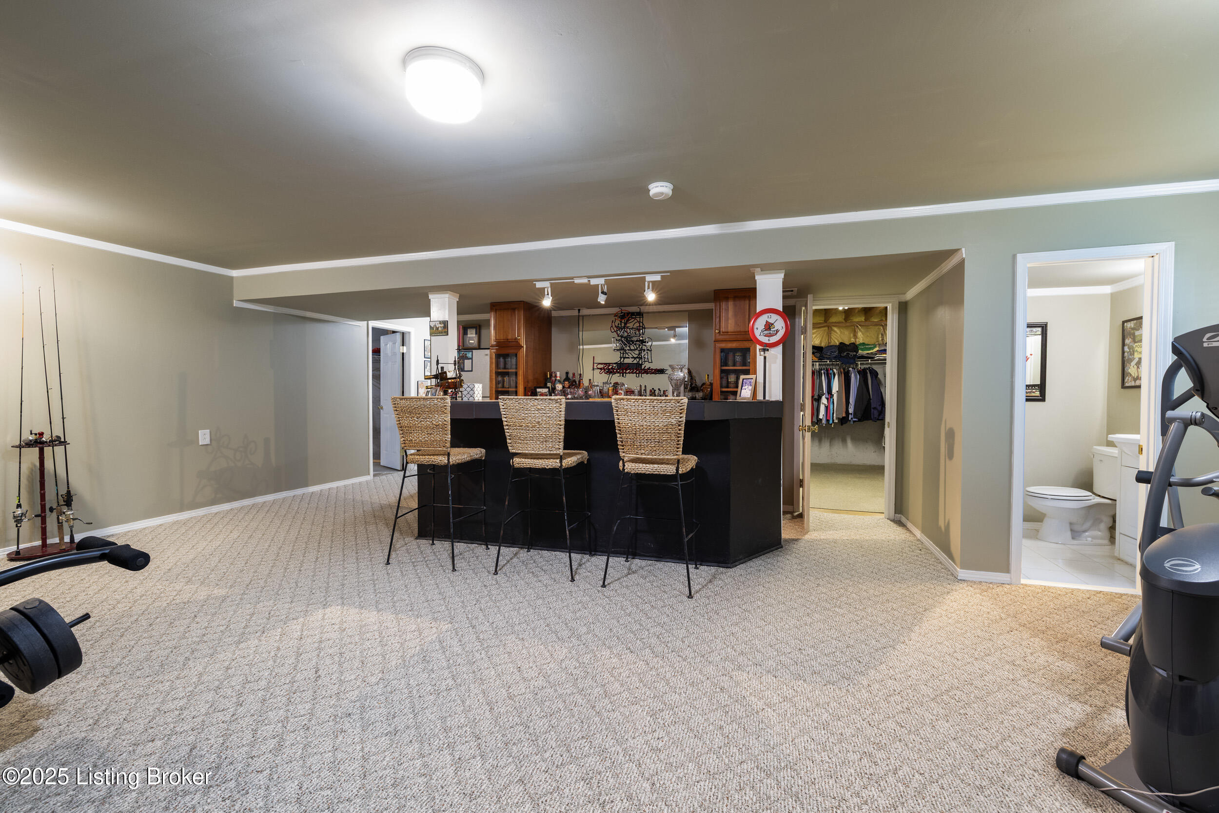 10916 Lake Vista Ct, Louisville, Kentucky image 41