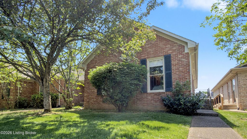 Photo of 3132 Freys Hill Rd, Louisville, KY 40241 (MLS # 1715382)