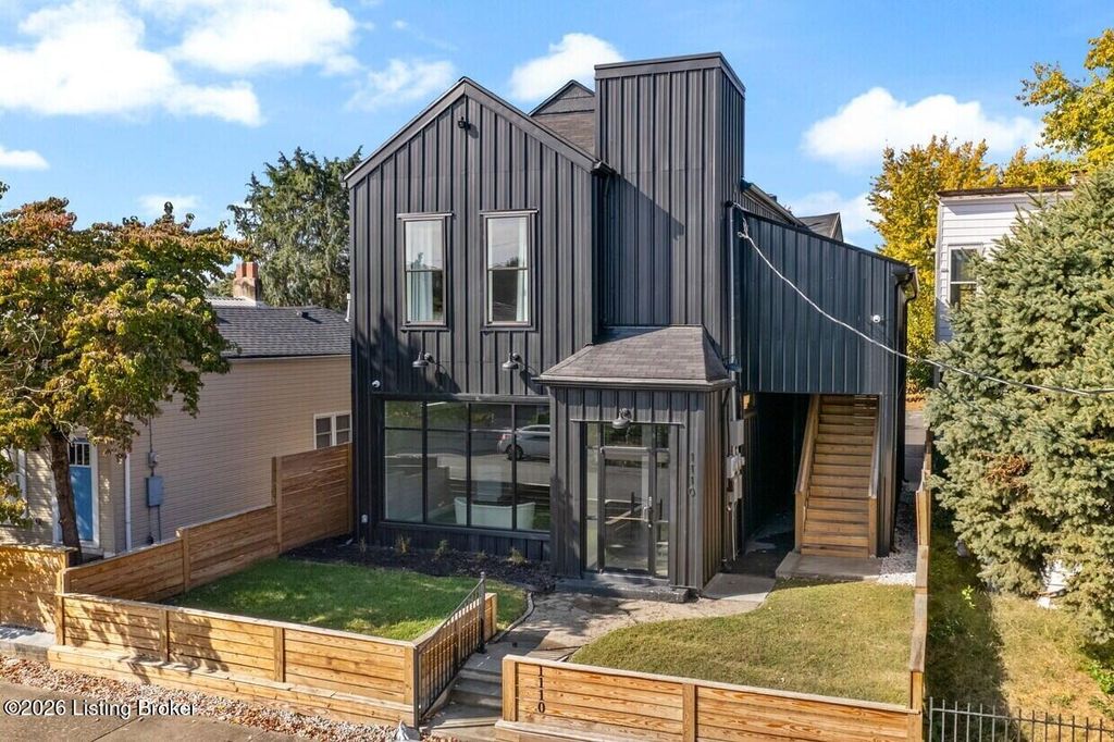 Photo of 1110 Logan St, Louisville, KY 40204 (MLS # 1712032)