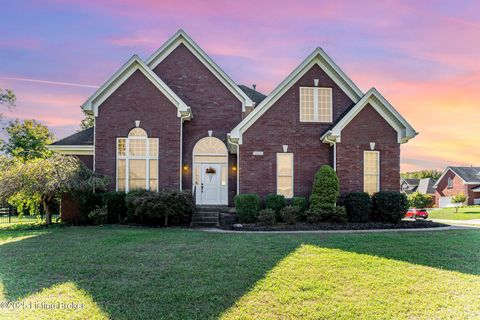 Photo of 13315 Oak Forest Ct, Louisville, KY 40245 (MLS # 1700026)
