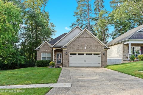 Photo of 9402 Fernhill Dr, Louisville, KY 40291 (MLS # 1702791)