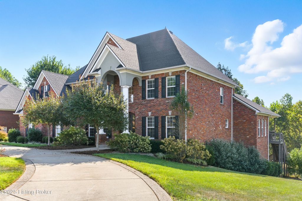 Photo of 13318 Westbury Way, Goshen, KY 40026 (MLS # 1699140)
